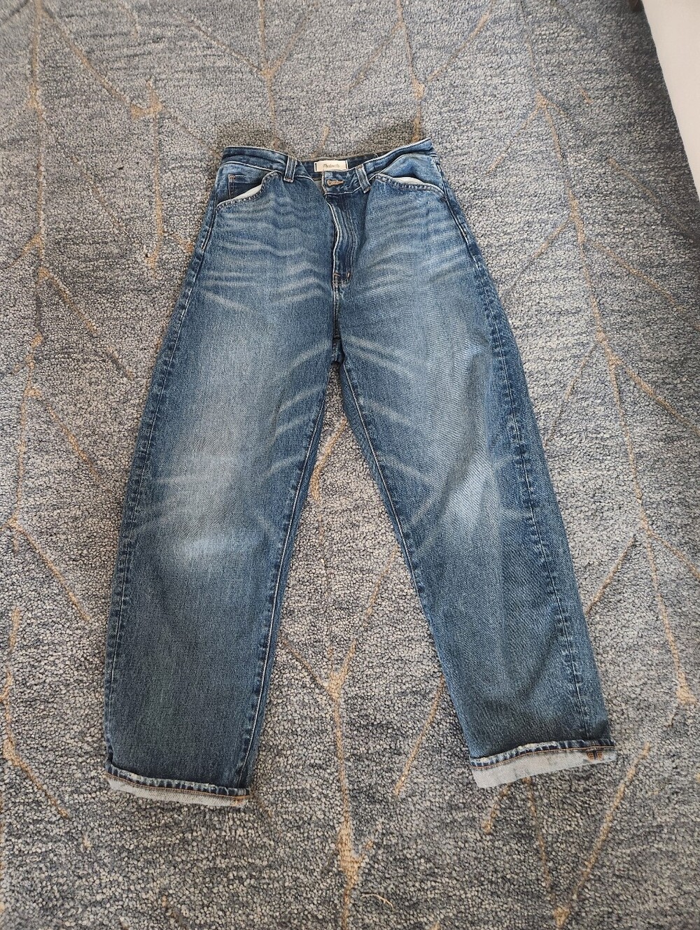 madewell curvy balloon jean 28